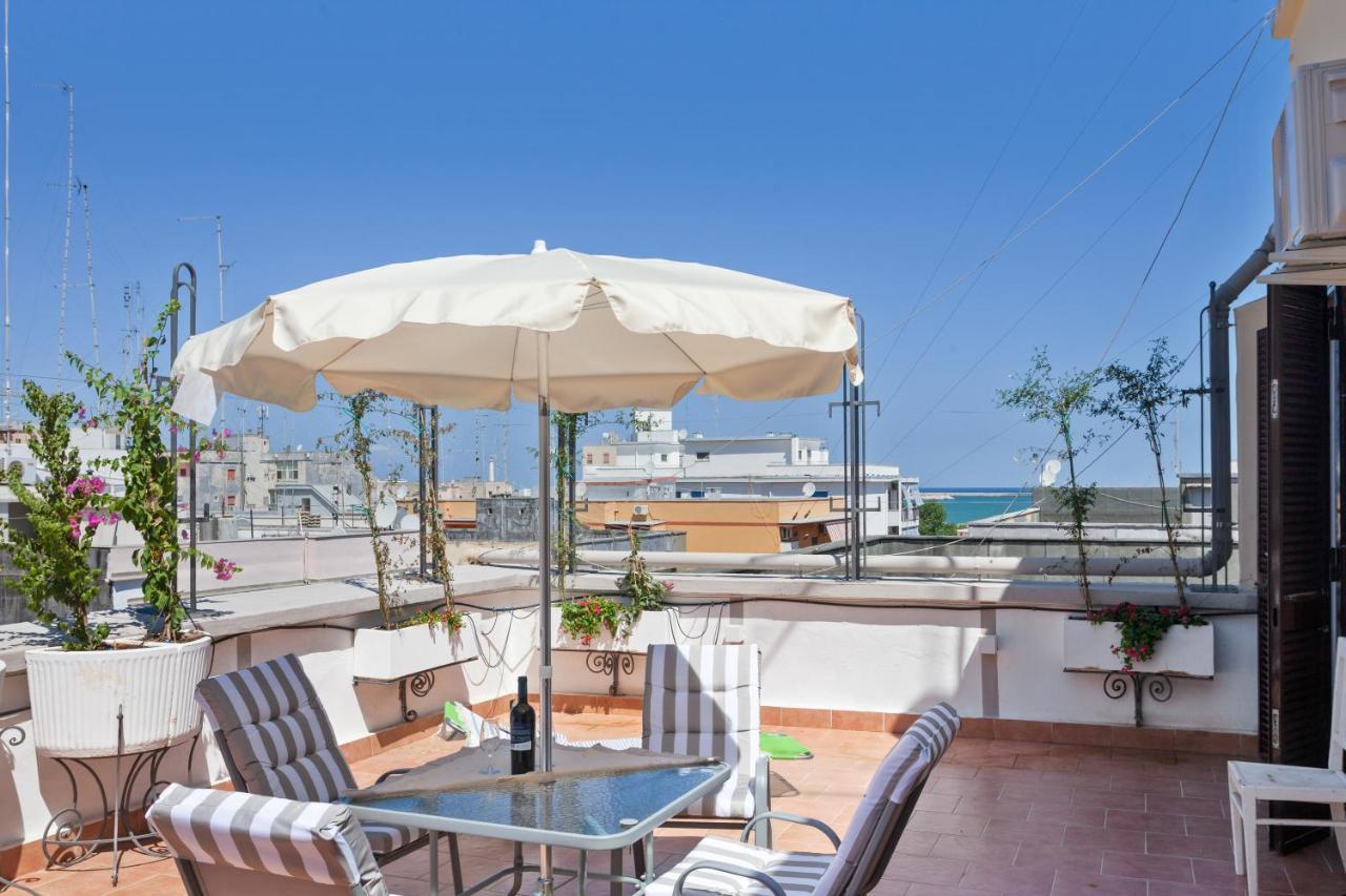 Апартаменти La Bella Vista Bari Sea View Terrace Flat Екстер'єр фото