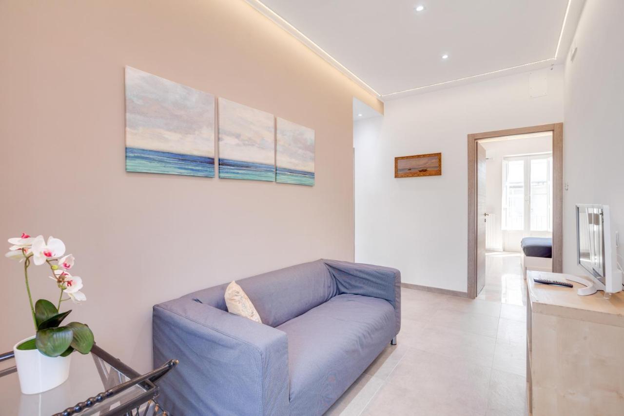 Апартаменти La Bella Vista Bari Sea View Terrace Flat Екстер'єр фото