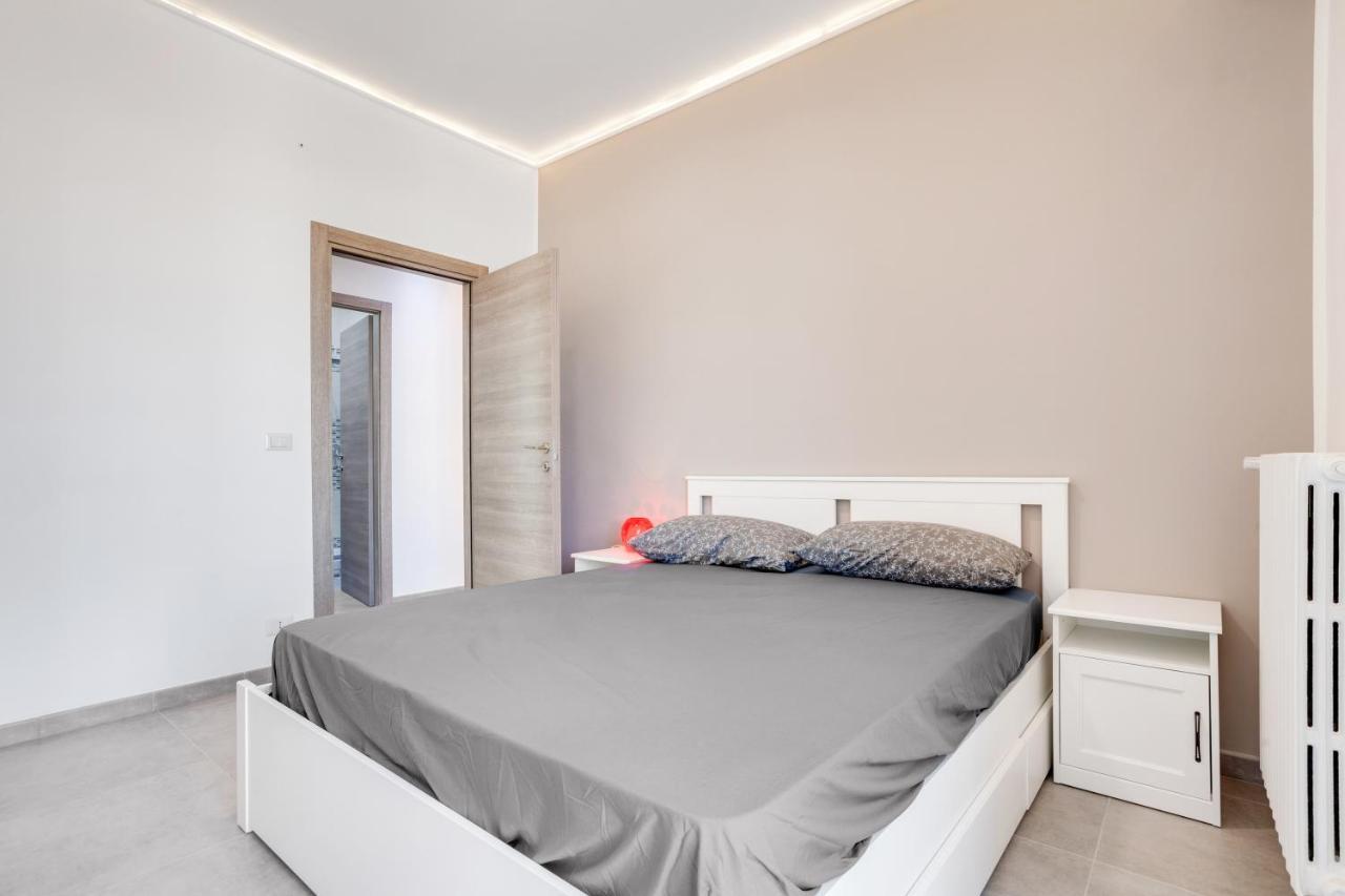 Апартаменти La Bella Vista Bari Sea View Terrace Flat Екстер'єр фото